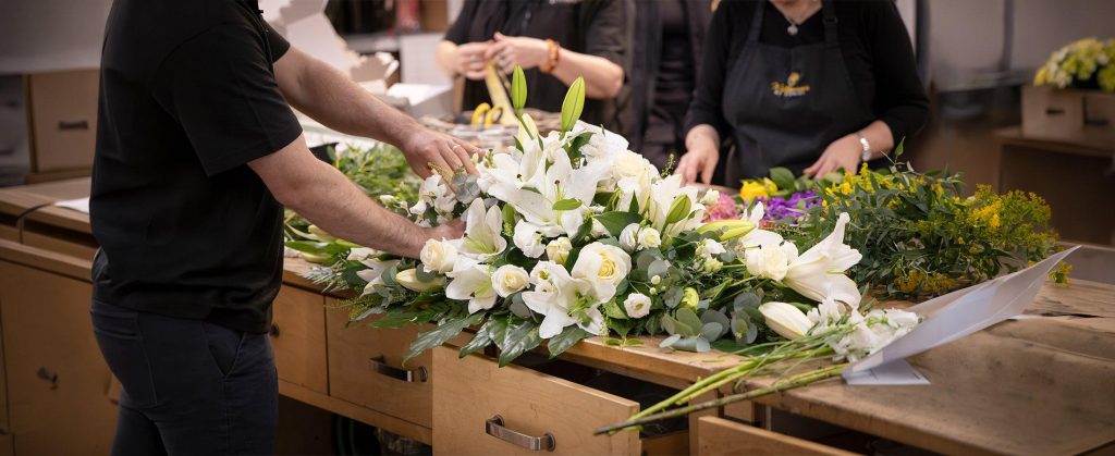 Supporting Loved Ones: The Role of Funeral Services